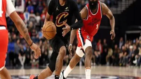 火箭豪取双胜利，近12战8胜佳绩，火箭马刺再战，连胜战鼓擂响！